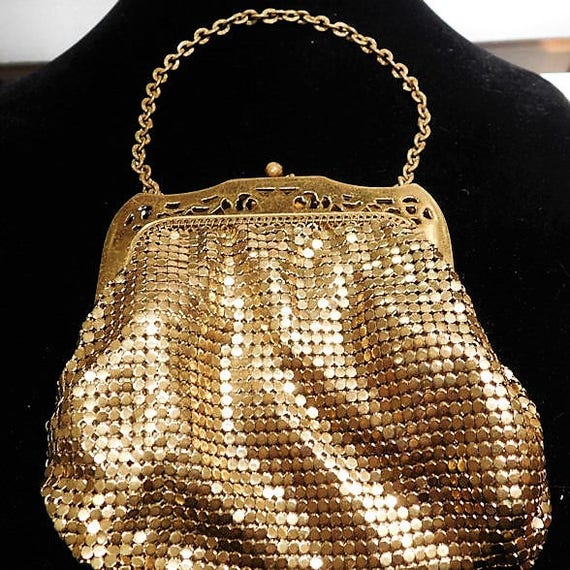 Whiting Davis / Gold Enamel Mesh / Coin Bag / Pouch / Purse / 1940s Fashion / Art Deco / Mid Century / Open Framework / Filigree Frame