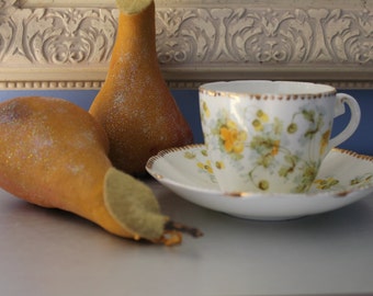 Yellow & White Floral Teacup