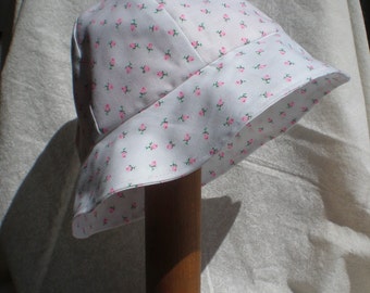 Pink Rose Bucket Hat (medium)