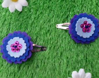 Felt flower hair clips (1 pair) by Sausage Cats
