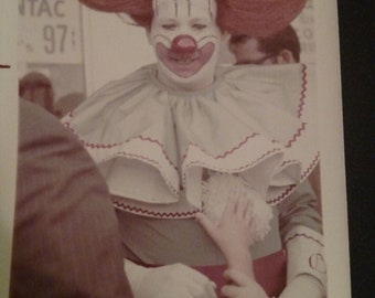 Vintage 1950's or 60's Original photo of a Creepy Clown 3"x 5" in Vg, condition not a reprint ! Looks kinda like Pennywise