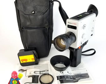 NIZO S560 Super 8 Camera ExCELLENT CONDItION With manual & more!