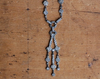 Antique Art Deco 1920 rhinestone chandelier necklace