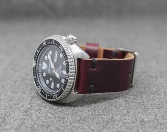 Leather Watch Band | The Hudson Strap | Horween Chromexcel Color 8 w/ Black Thread - Handmade