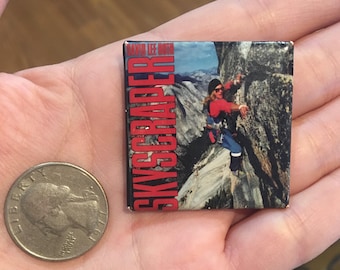 Vintage David Lee Roth Skyscraper pin