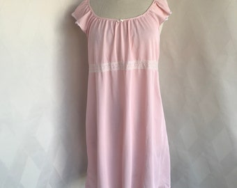 Vintage 1960s Soft Pink Nightgown