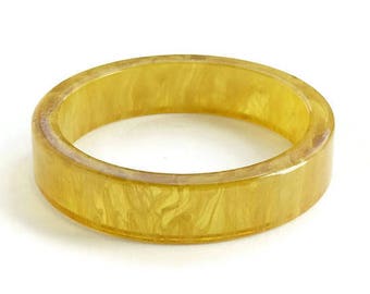 Vintage Bakelite Bangle Bracelet Transparent Apple Juice Marbled Swirl Tested