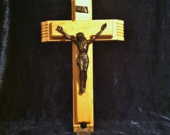 Vintage Blond Maple Last Rights / Sick Call Crucifix With Holy Water Bottle
