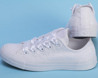 White Wedding Converse for bride, Lace Converse low top, Wedding All starts Wedding Chuck Taylor Custom Converse bridal Converse for wedding