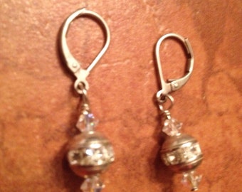 Vintage Silver and Rhinestone Dangle Bead Earrings Jewelry