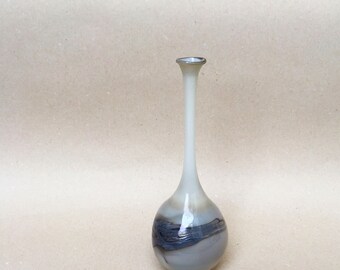 Kleine Vintage handgemachte Glasvase