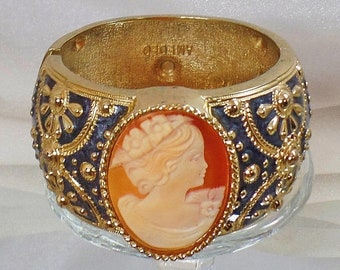 BIG SALE Vintage Amedeo Genuine Cameo Bracelet. Gold Plated Natural Shell Carved Cameo Clamper Bracelet by Amedeo.