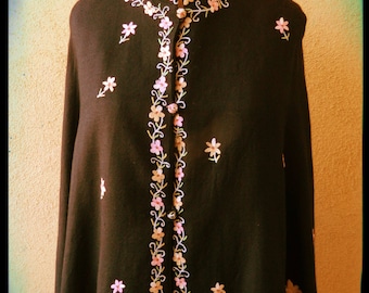 Free Shipping, Vintage 1970's Crewel Embroidered Cape, Free Size