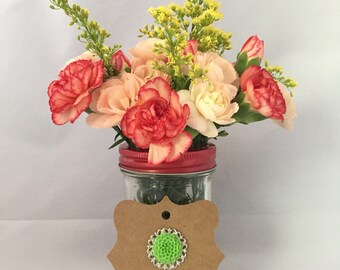 Medallion Chrysanthemum Pin Grassy Green