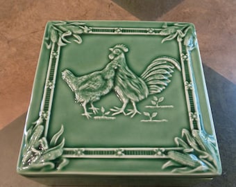 Bordallo Pinheiro Majolica Rooster Chicken Trinket Box