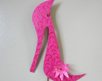 Handmade Metal Garden Art - Pink Shoe - Repurposed Metal Stake