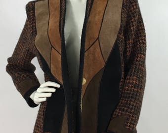1970s leather patched sweater/ 70s suede/leather sweater
