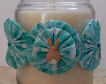 Yo Yo Candle Tie with Aqua Sparkle Fabric and Brown Cottontail Bunny