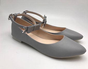 Women Slip On - Pointed Toe Flats! (Gray Color)