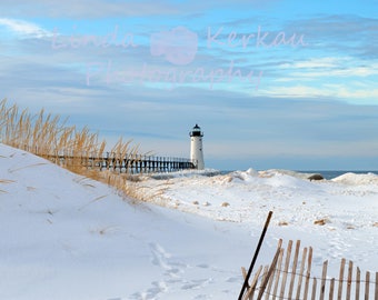 Winter photograph of Manistee Lighthouse