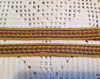 Old lace saffron striped blue