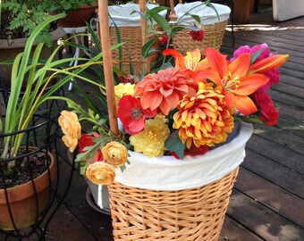 Wicker basket on wheels - Shopping trolley - Shopping cart - Store your knitting project - Please READ before purchasing