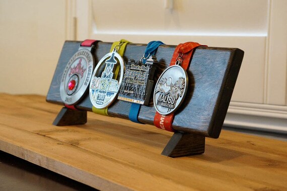 Wood Medal Display Stand Wood Medal Display Stand