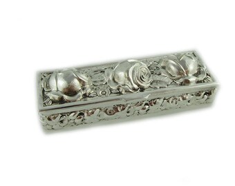Rose Pill Box