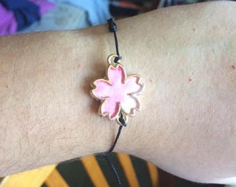 Sakura flower bezel braclet