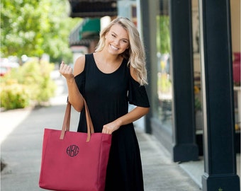 Monogram Tote Bag, Personalized Tote Bag, Monogrammed Gifts, Bridesmaid Gifts, Group Discounts, 8 Color Options, Tailgate Tote Bag