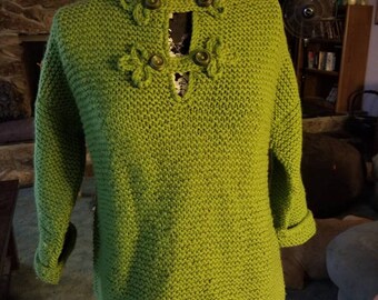 Vogue 1960s Green 2 frog closures 100% acrylic.