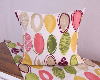 Pillow case with colourful ovals, 50 x 50 cm