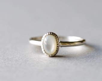 Mother of Pearl Ring, Oval Ring, Pearl Ring, Gemstone, Simple Ring, Casual Ring, Rose and Choc Ring, 925 Sterling Silver Ring, Gift For Her