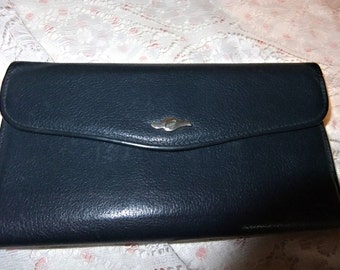 Ladies Leather Cowhide Wallet in Navy Blue Checkbook Zipper Coin Adjustable Snap Winfield Canada