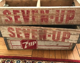 Vintage Wooden 7 UP Seven Up Crate // Vintage Wood Crate // Vintage Wooden Soda Crate