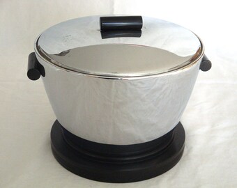 Vintage Art Deco Style Thermos Chrome and Bakelite Ice Bucket - Model #1989