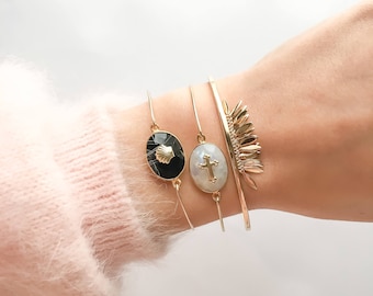Moonstone or onyx with shell gold plated Bangle Bracelet
