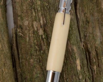 Bolt Action Bullet Pen in Chrome and Hawthorn