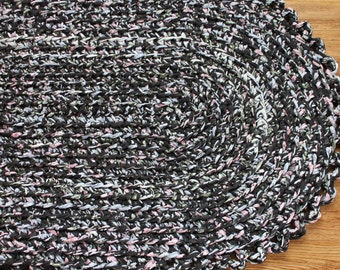 Black and Pink 26" x 41" Crocheted Oval Rag Rug, Cottage Chic Decor, Shabby Chic, Crochet Rag Rug, Black Rag Rug, Rag Rug