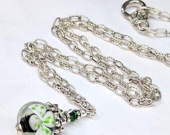 Long shamrock Clover Pendant Necklace, Lampwork Glass Bead, St Patricks Day Necklace Jewelry, Luck Of The Irish, Good Luck, Silver Necklace