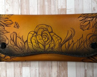 Smooth Curve Long wallet Ready To ship
