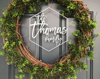 Last Name Sign, Laser Cut Wood Sign, Family Wood Sign, Wedding Gift, Housewarming Gift, Mothers day gift, Gift for Her, Family Door hanger