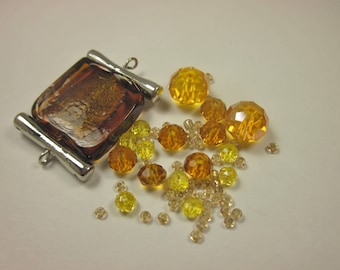 17 glass beads 4-20 mm with seed beads (BC36)