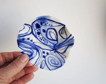 Mere -Small irregular Handpainted Porcelain spoon rest/sauce dish