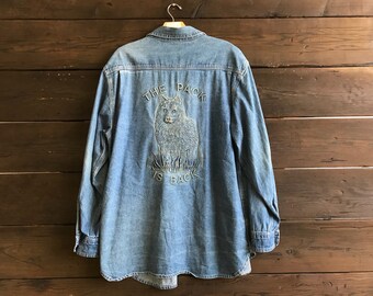 Vintage 90s Wolf Embossed Denim Chambray Button Up