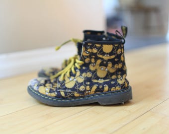 vintage jake the dog dr marten boots lace up kids 3
