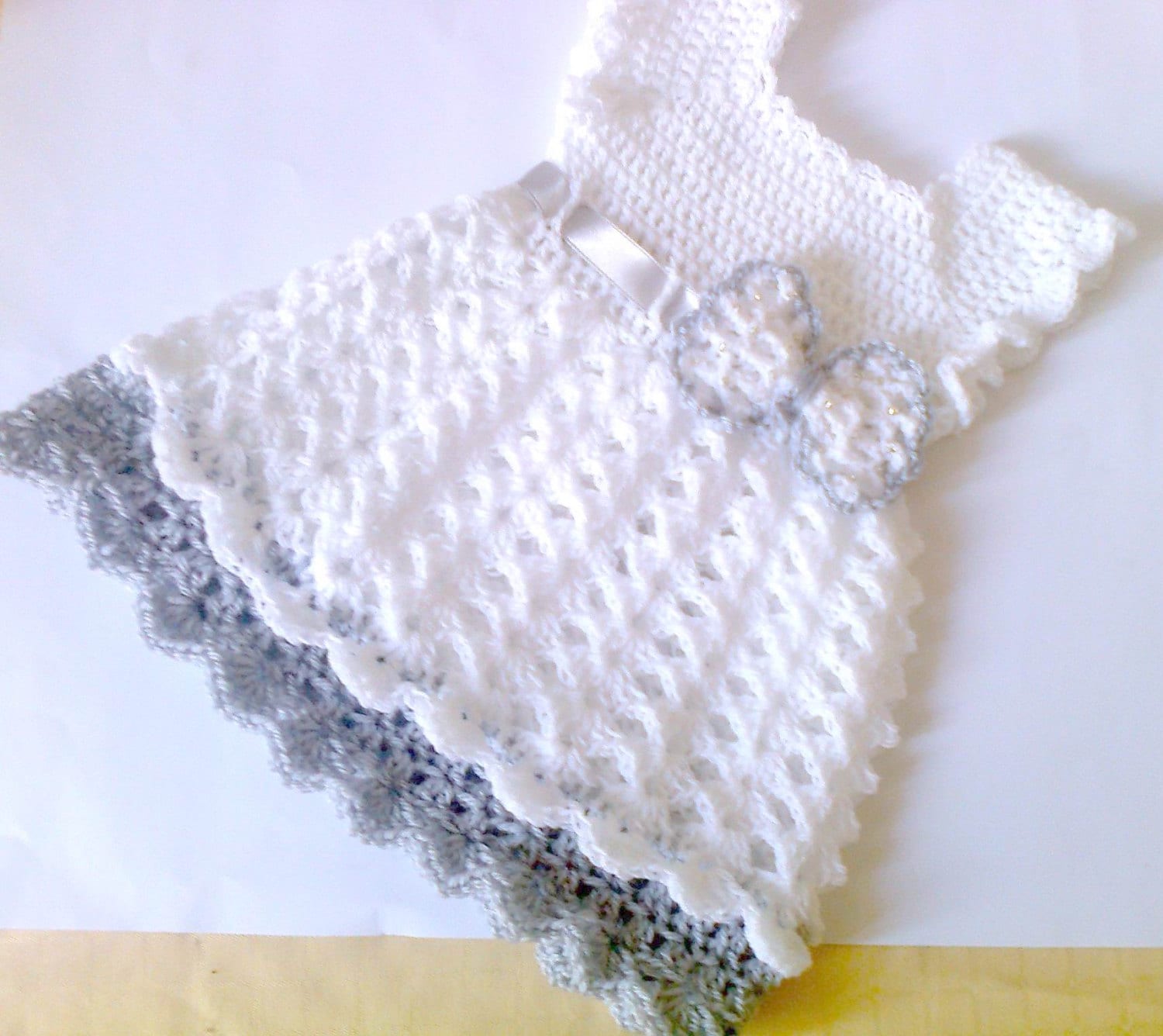 Baby girl crochet outfits 65 Free Crochet Amazing Baby Diaper For Outfits I have noticed that the little babies in summers cry and feel really irritate when they are completely covered. By crying they are asking you to undress them and let them get rid of the cold and be at peace.
