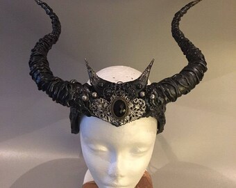 Black horns - horns with moon - Maleficent horns - headdress with horns - headpiece with horns - Black moon headpiece
