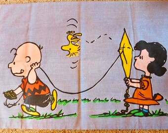 Vintage Peanuts Pillowcase Charlie Brown Lucy Pillowcase Woodstock Pillowcase