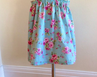 Girls smock top. Aged 6-7 years.